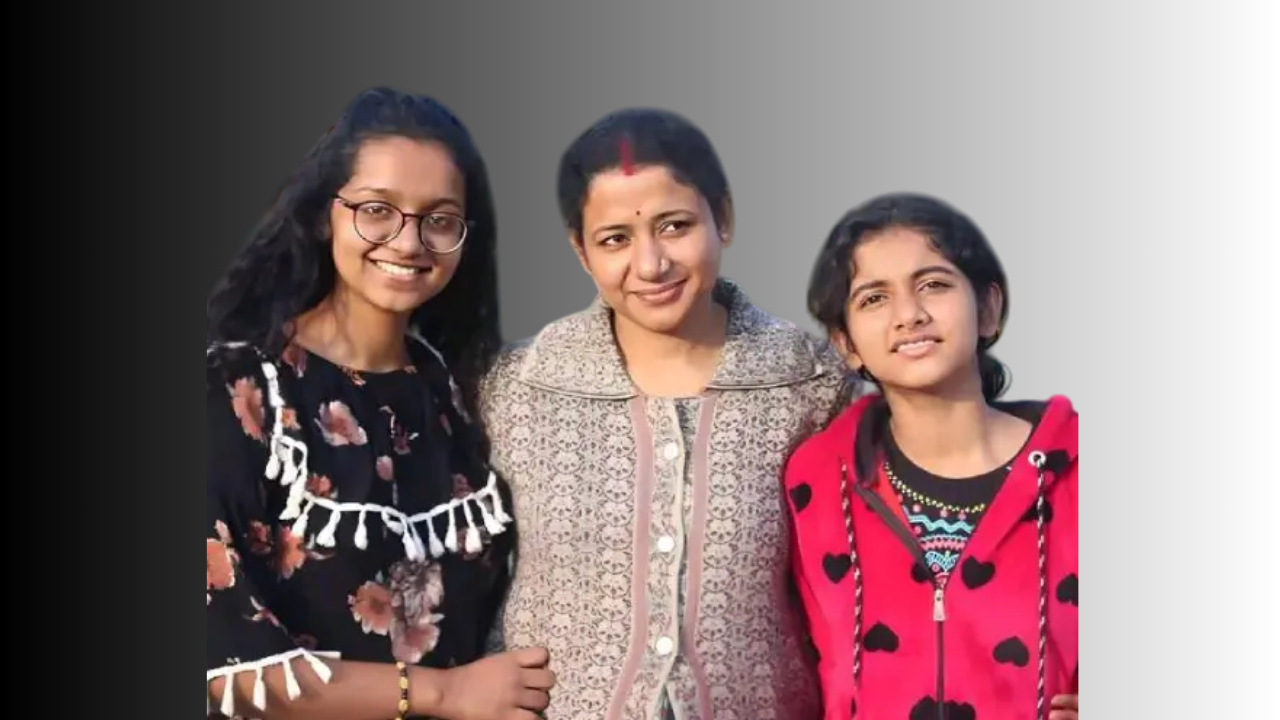 Abhika Malakar Parents, Siblings & Family