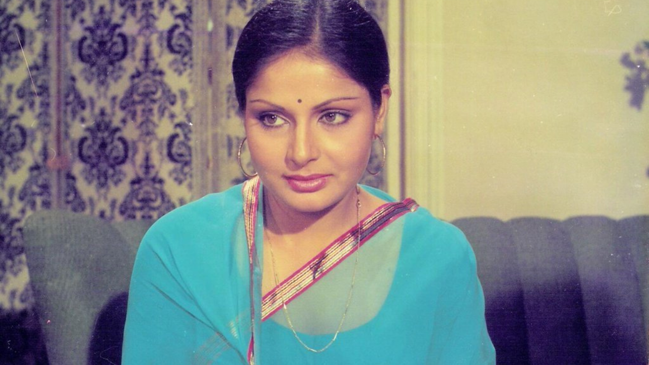 Rakhee Gulzar Wiki/Biography